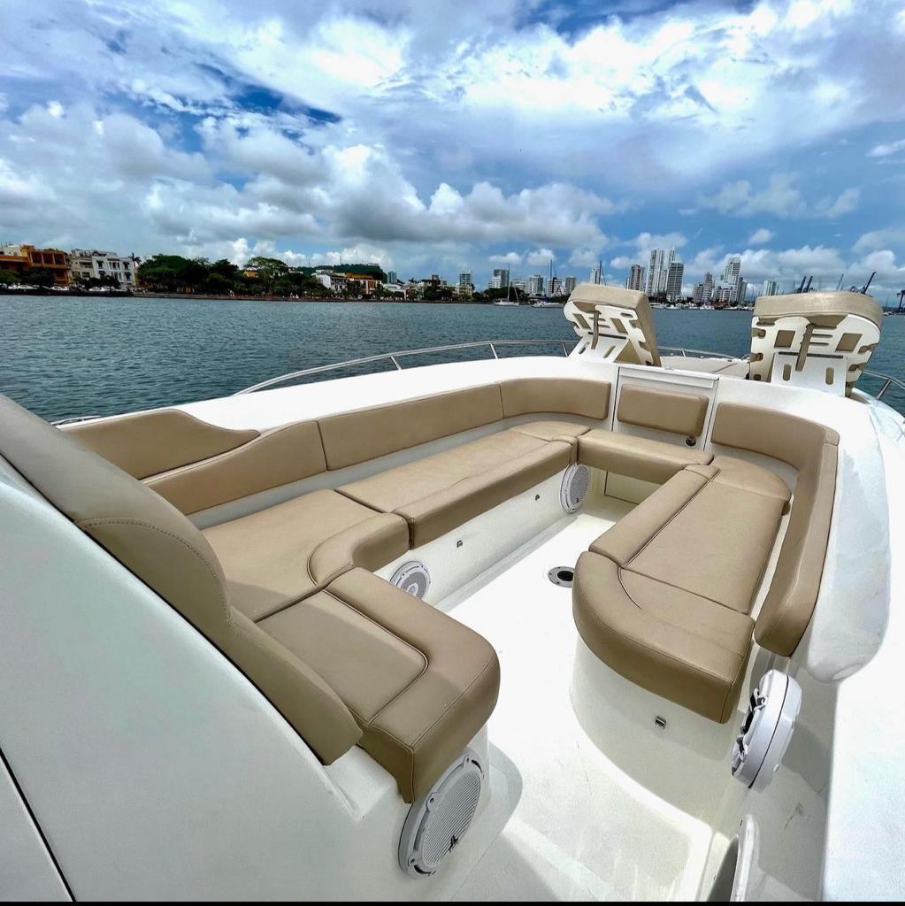 BRAVO 410 – 41 FT – 2x MERCURY F350 HP - Image 2