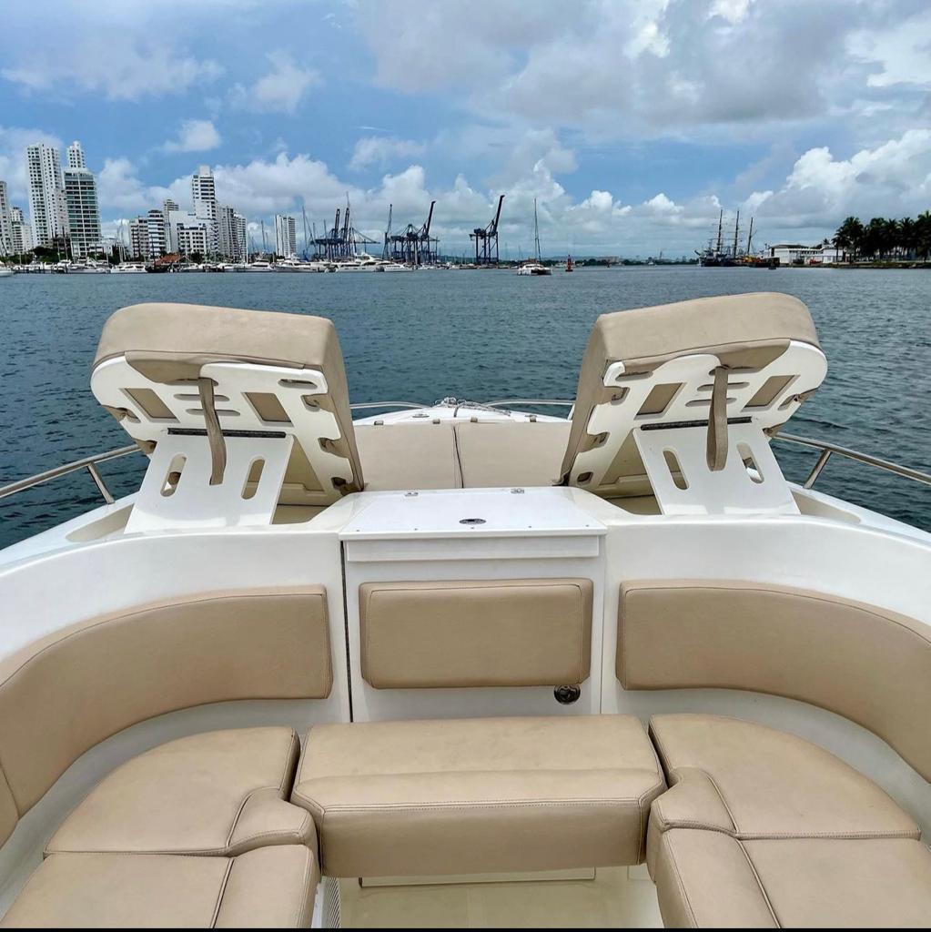 BRAVO 410 – 41 FT – 2x MERCURY F350 HP - Image 4