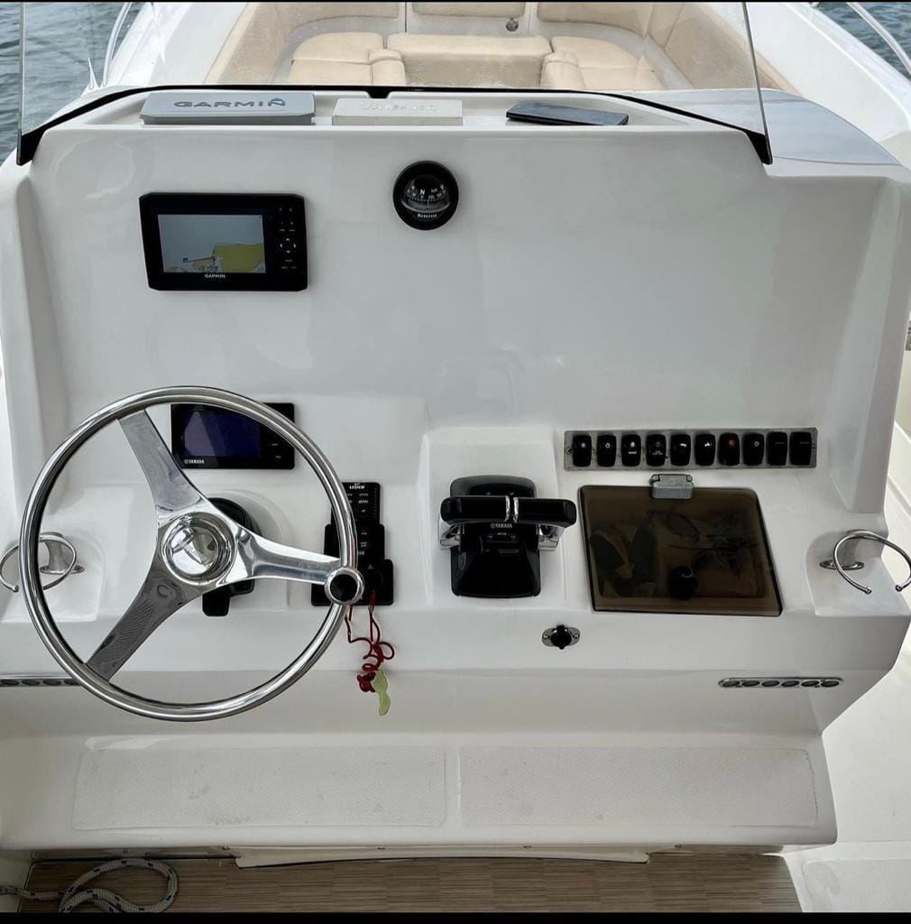 BRAVO 410 – 41 FT – 2x MERCURY F350 HP - Image 7