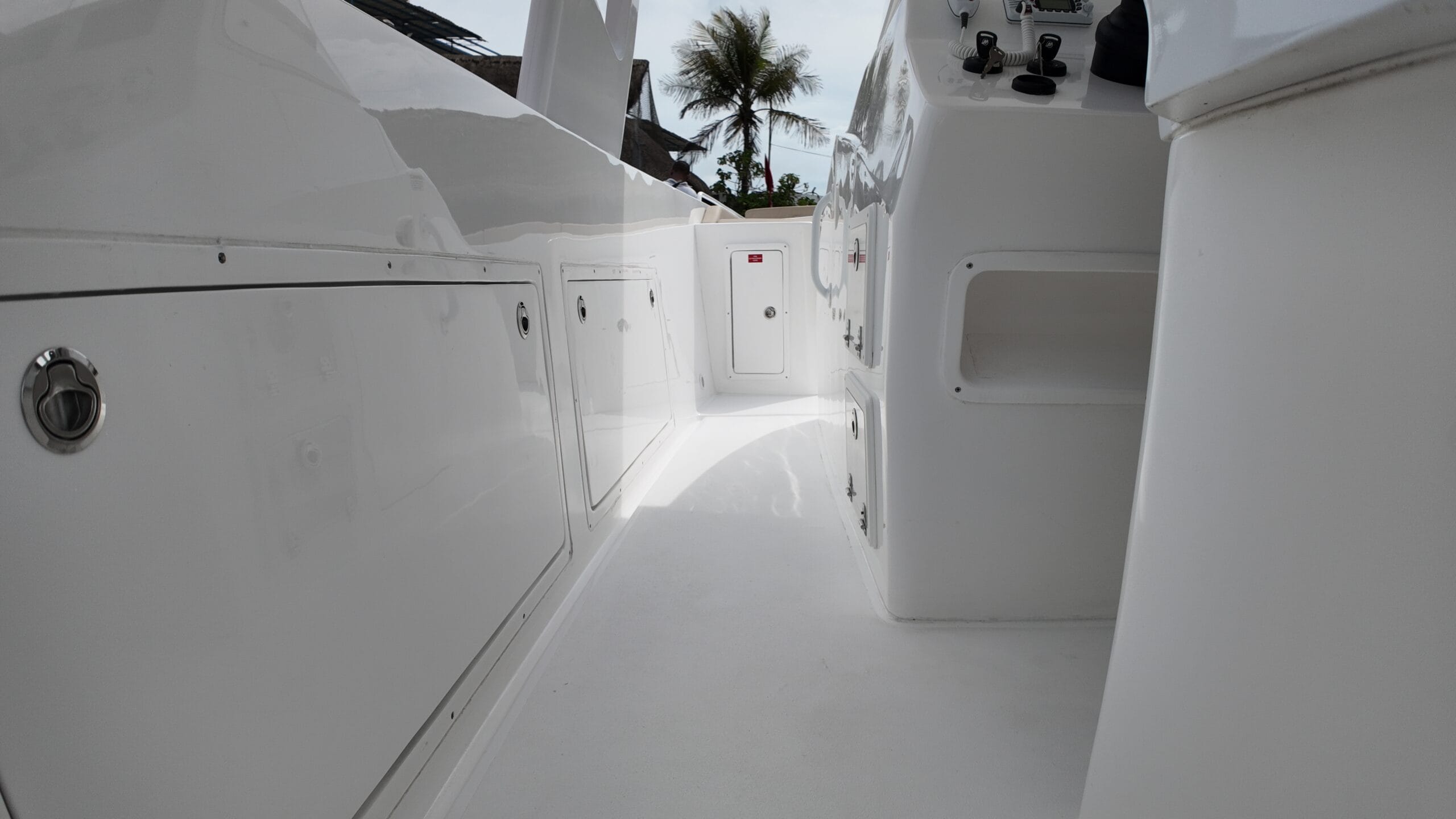 TODOMAR 38 – 38 FT – 2x MERCURY 300 HP (2025) - Image 6