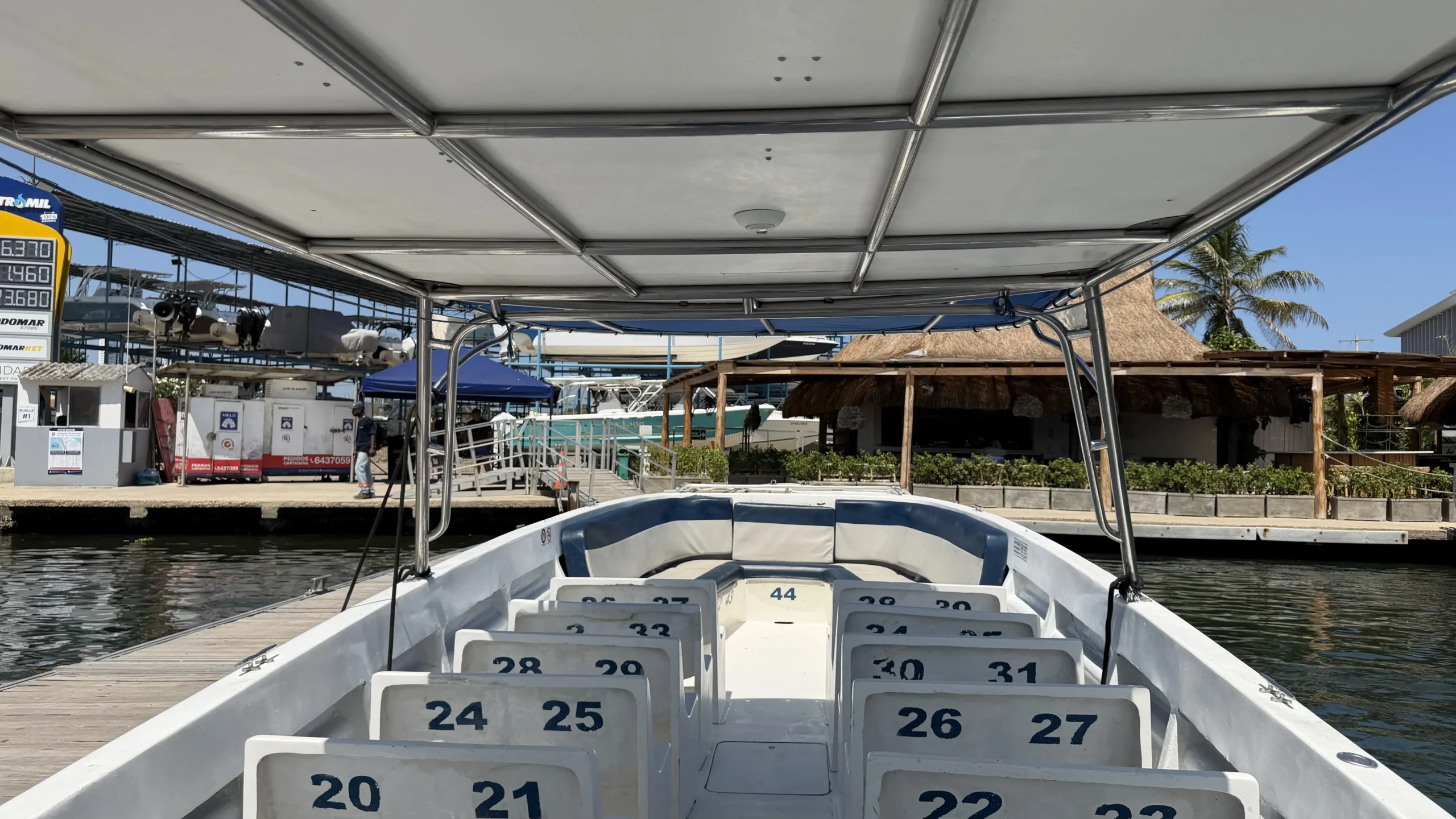 BOTE 42 FT – 2x SUZUKI 250 HP (1994) - Image 2
